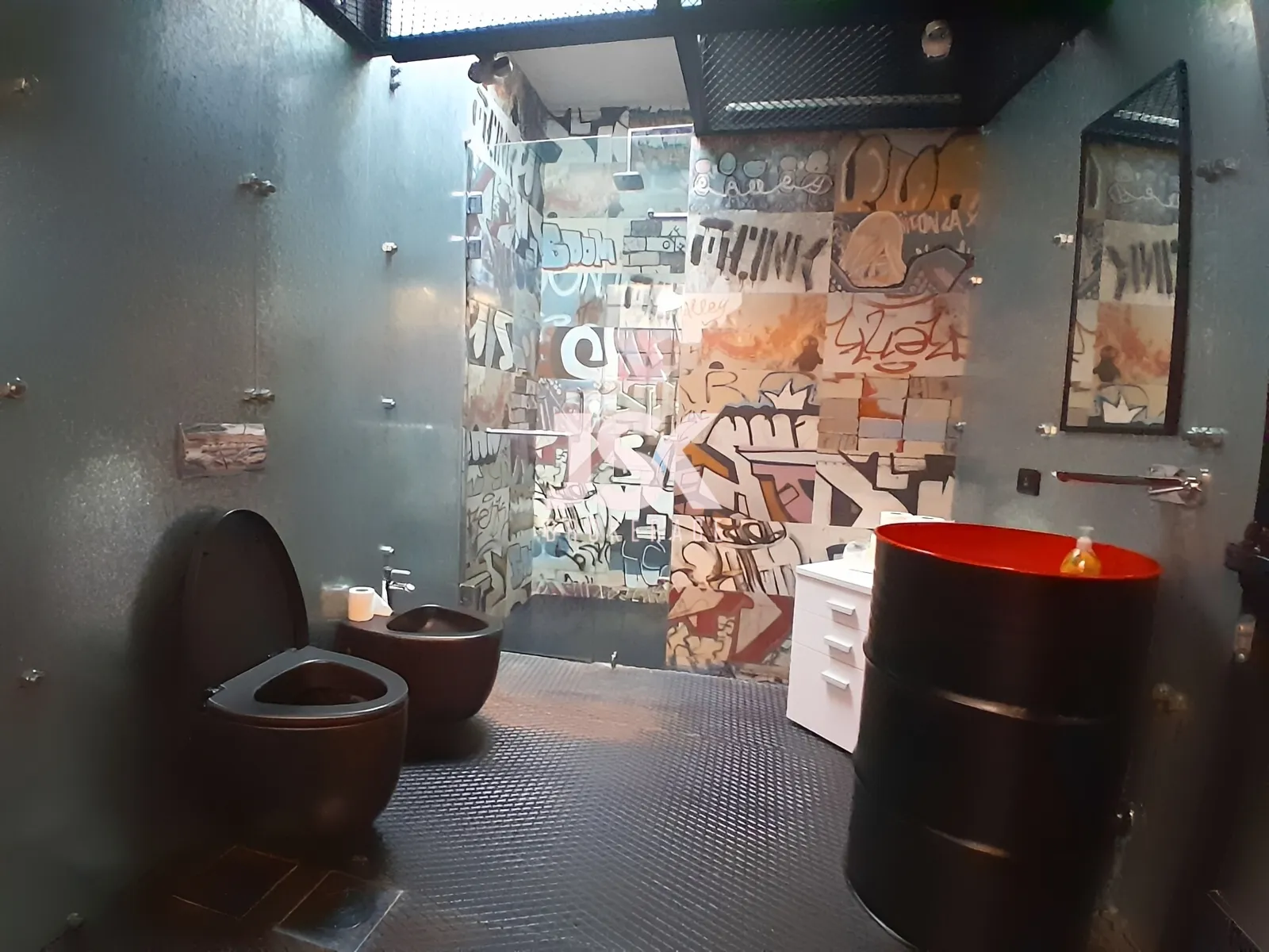Office for Rent in Achrafieh