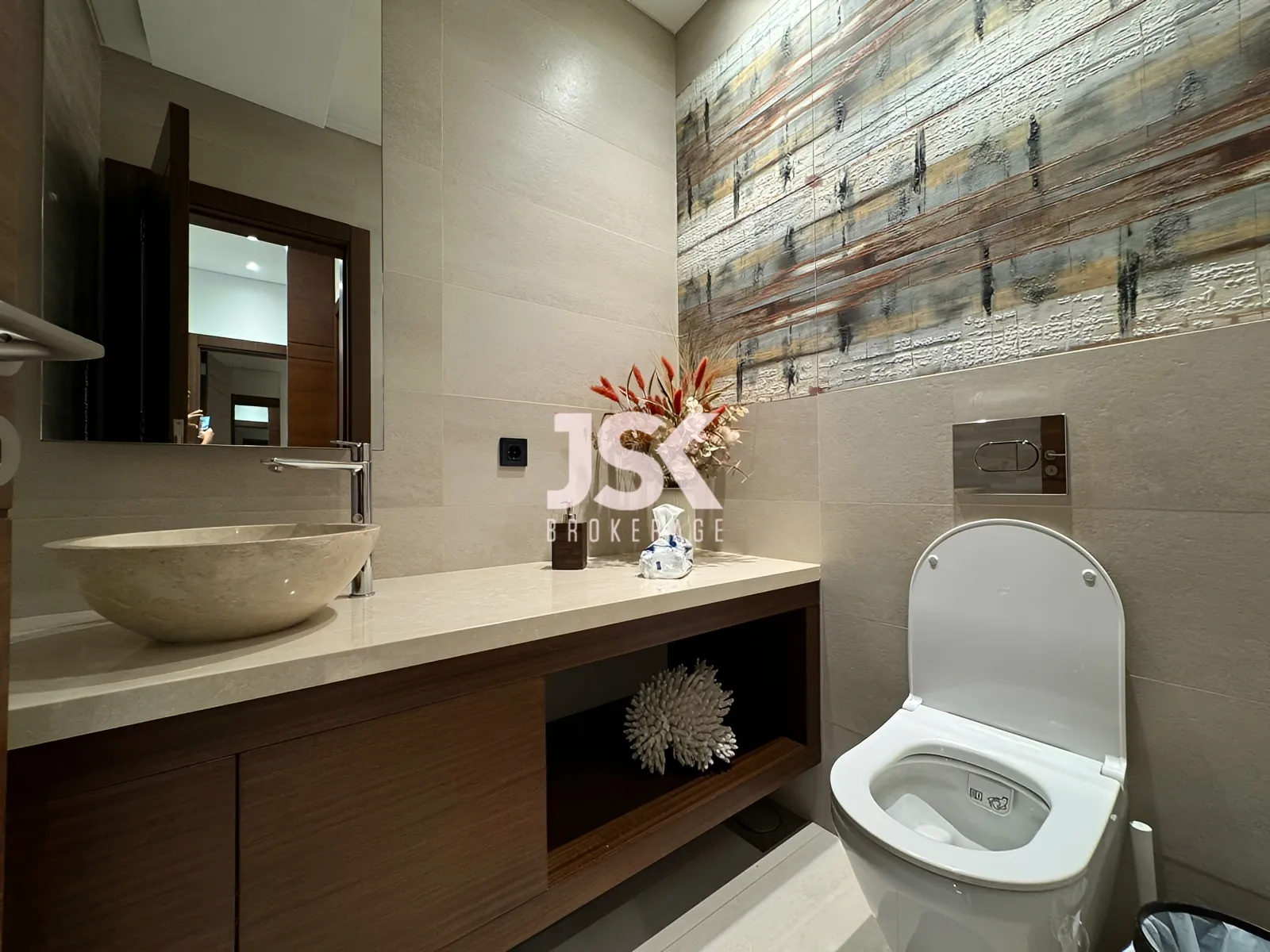 Apartment for Sale in Qennabet Broummana