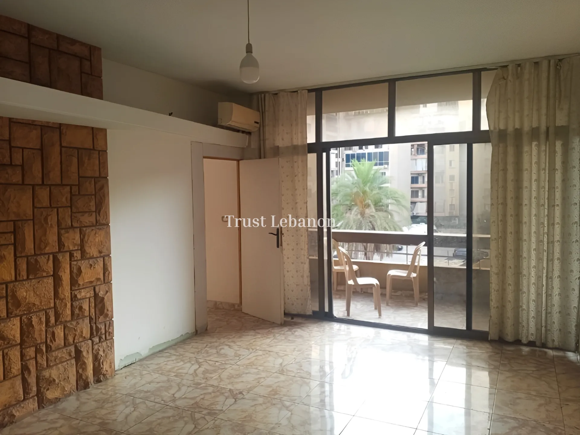 Apartment for Rentin Hamra, Beirut, Lebanon