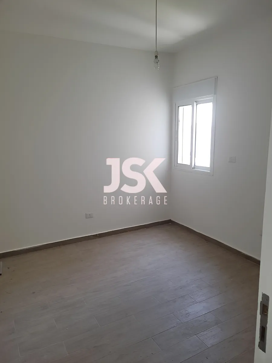 Apartment for Sale in Zikrit, Lebanon