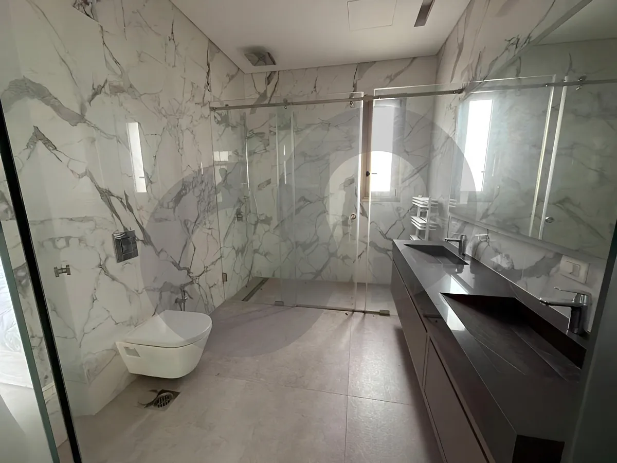 Apartment for Sale in Ain Al Mraiseh, Beirut, Lebanon