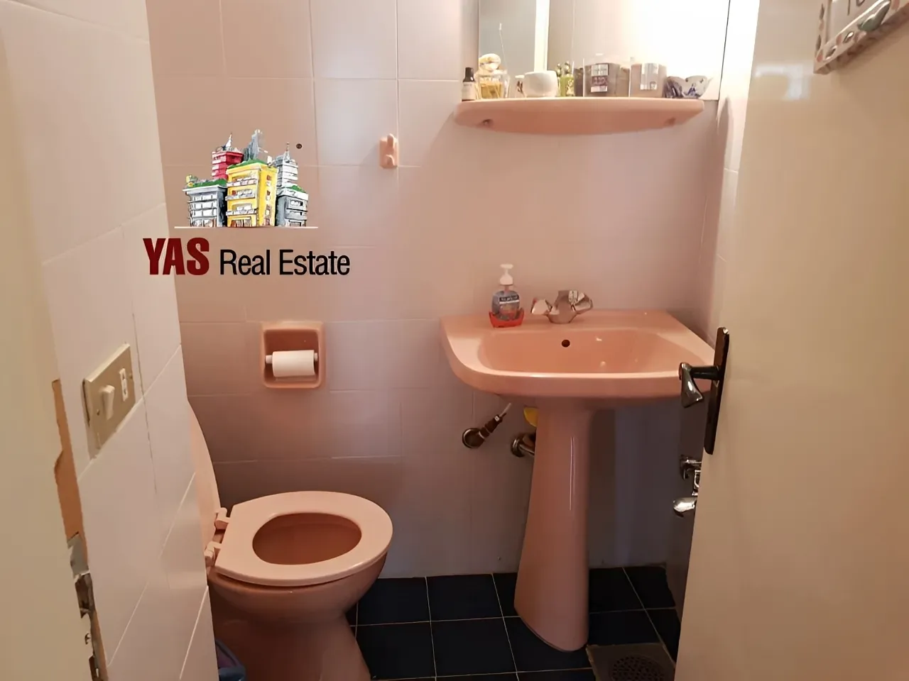 Chalet for Sale in Faytroun