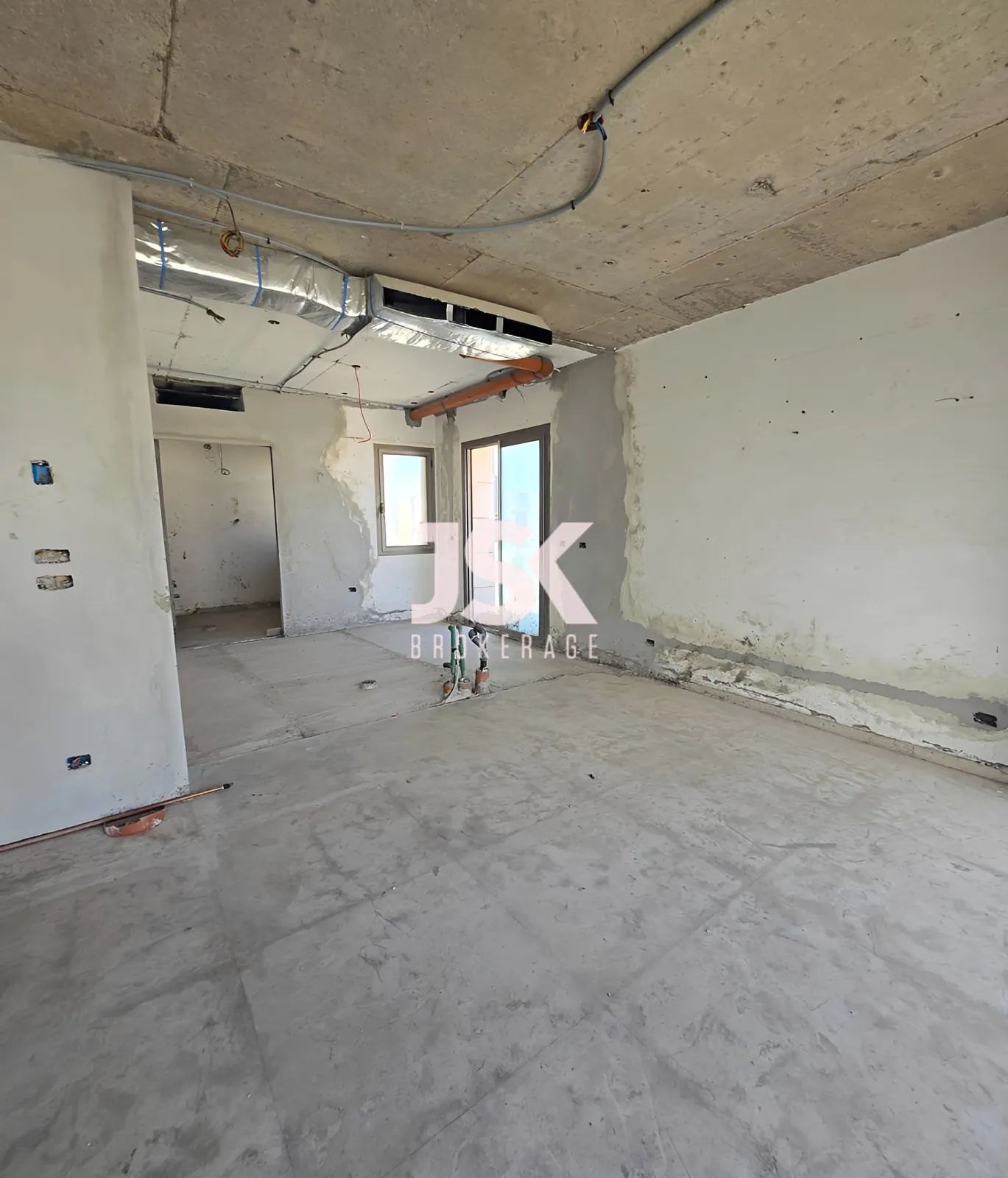 Loft for Sale in Ras