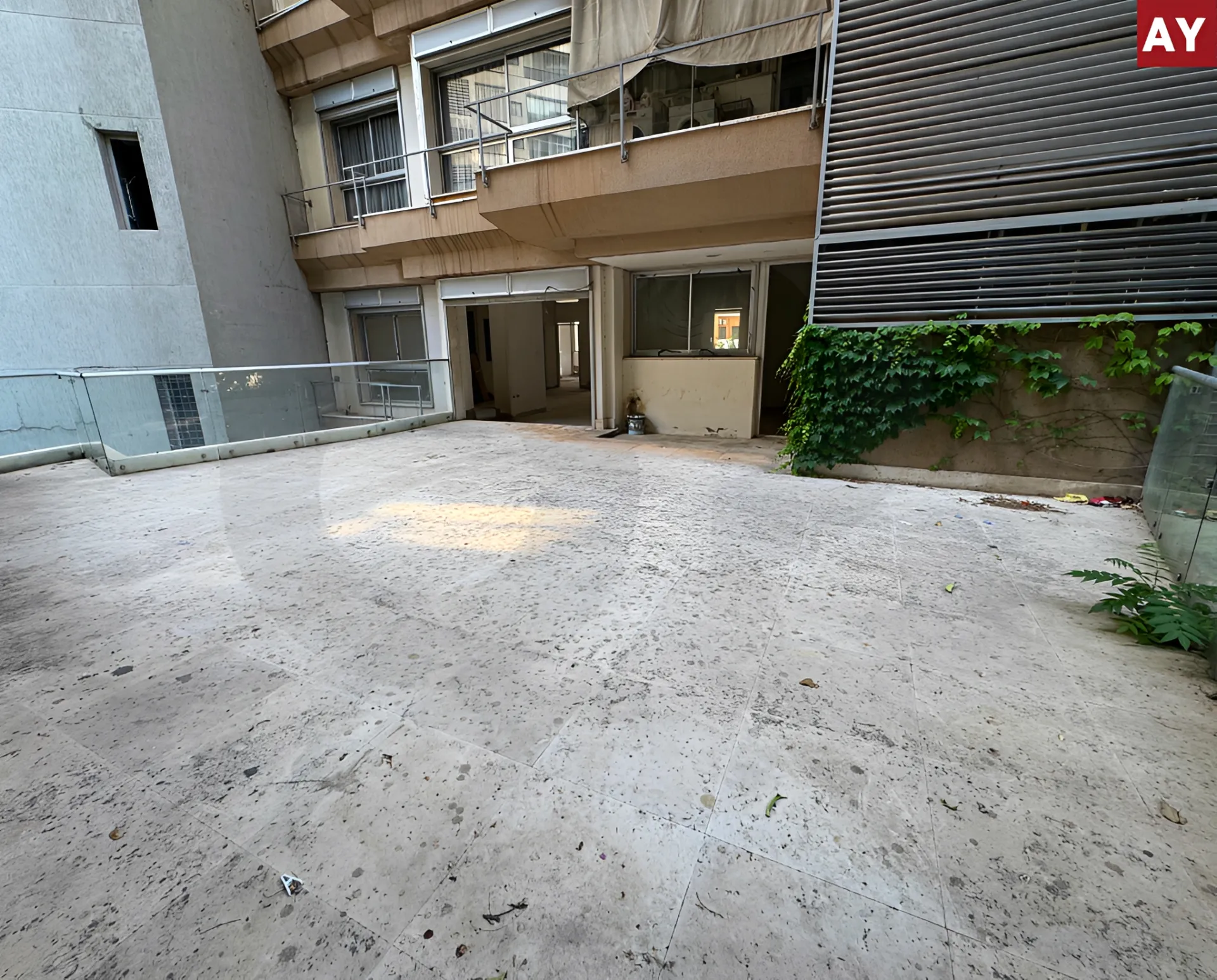 Apartment for Sale in Sodeco - 4 bed, 4 bath