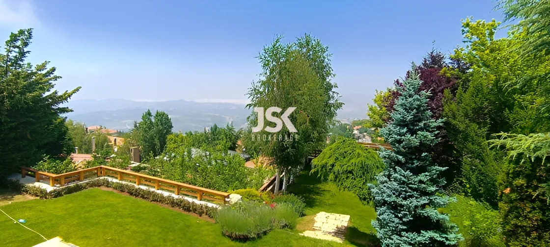 Villa for Sale in Faqra