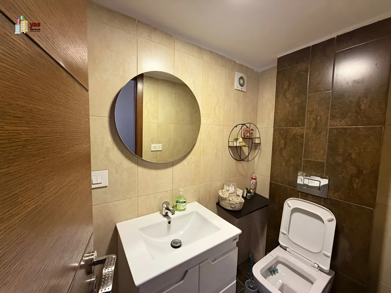 Apartment for Sale in Ballouneh