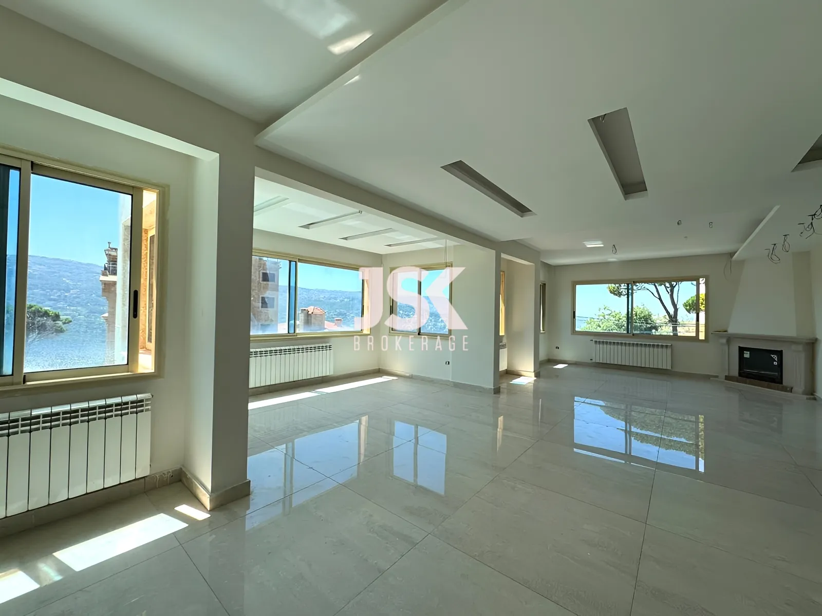 Apartment for Sale in Beit Meri