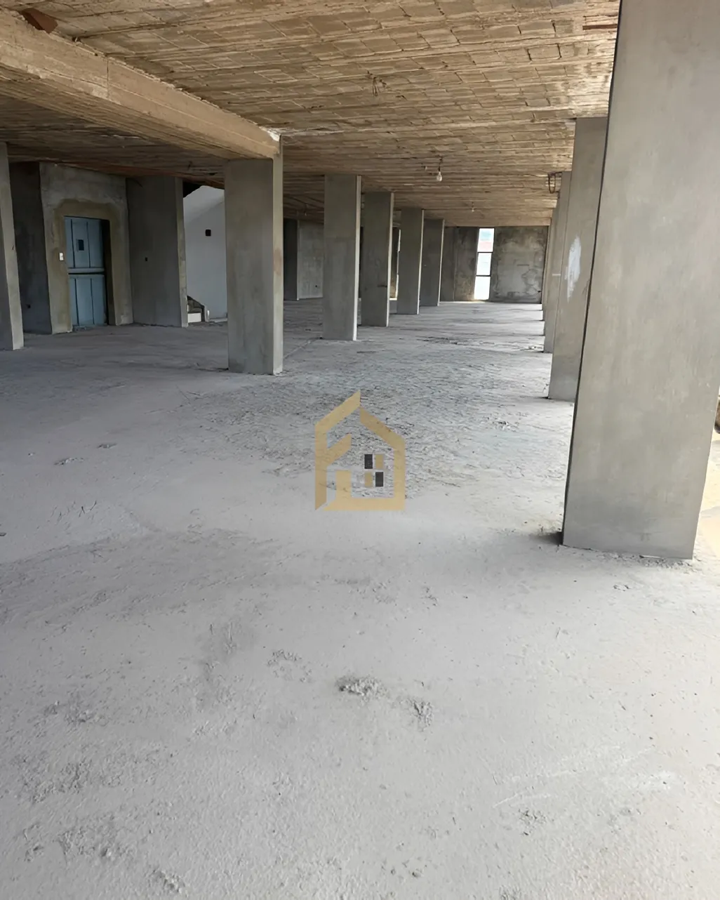 Showroom for rent in Broummana, Lebanon