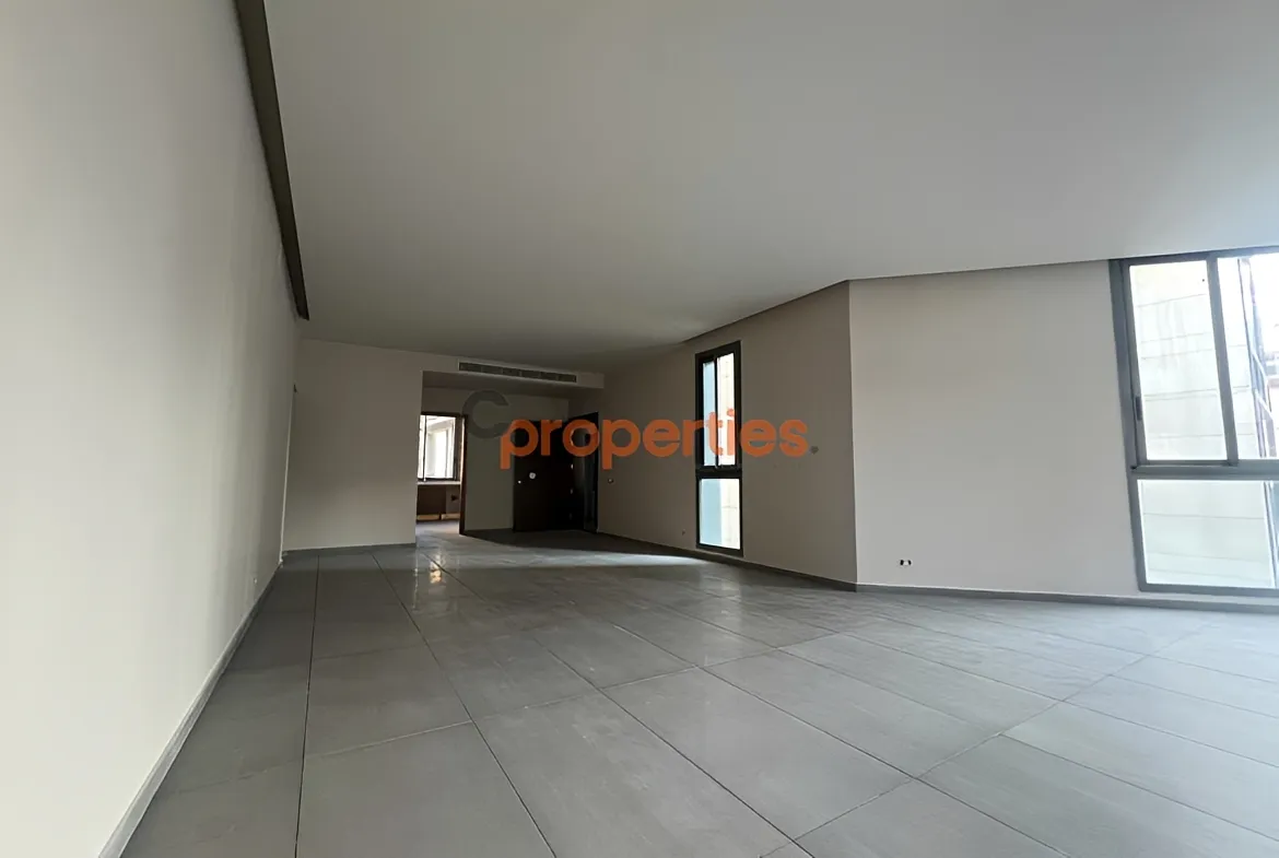 Apartment for Sale in Geitawi - 2 bed, 4 bath
