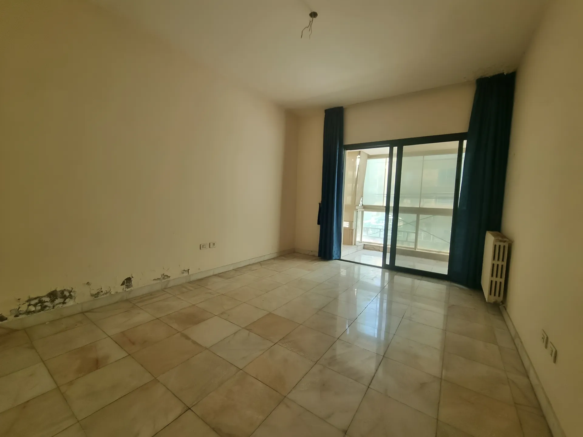 Apartment for Sale in Ain El Tineh