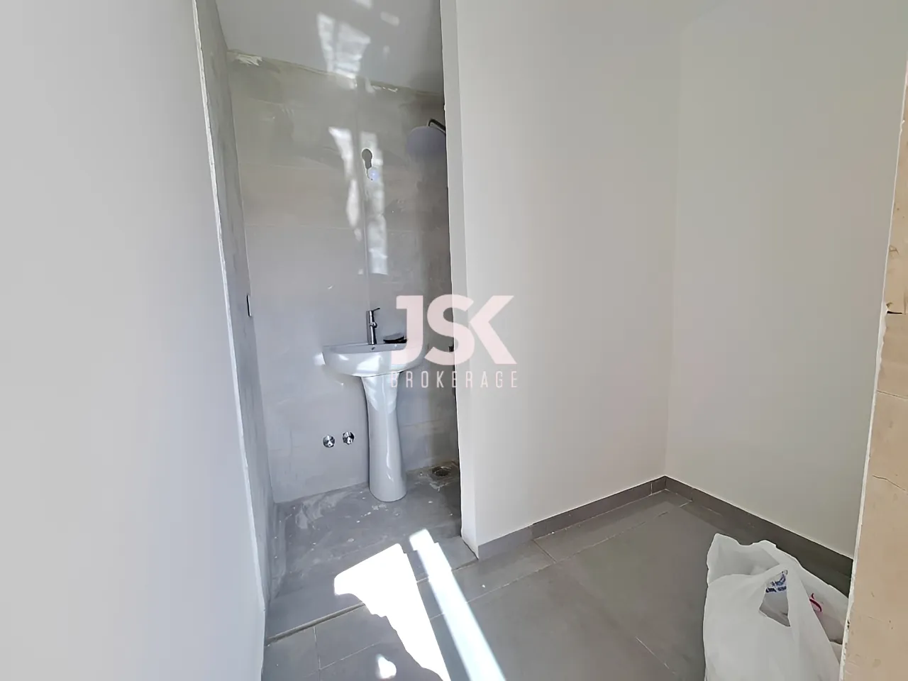 Apartment for Rent in Kaslik