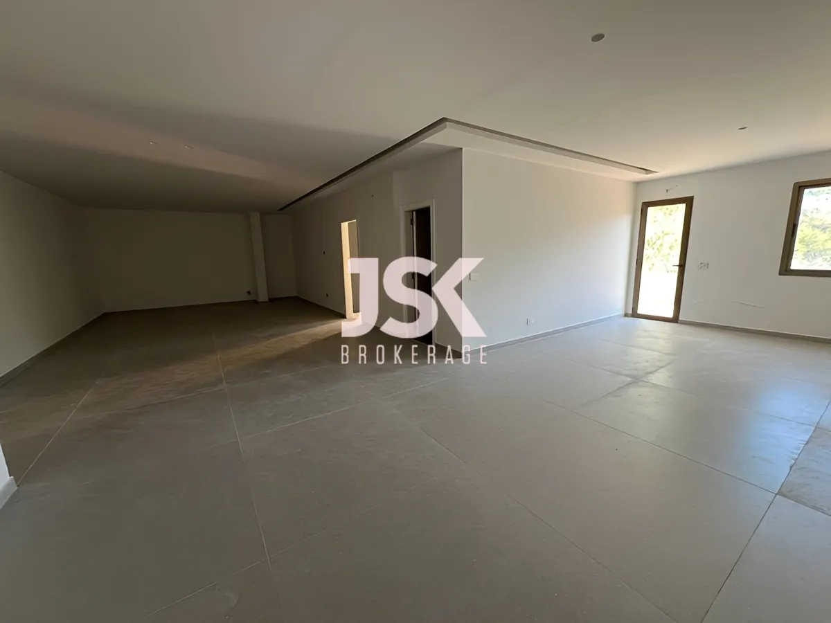 Apartment for Sale in Habboub, Lebanon - 1 bed, 2 bath