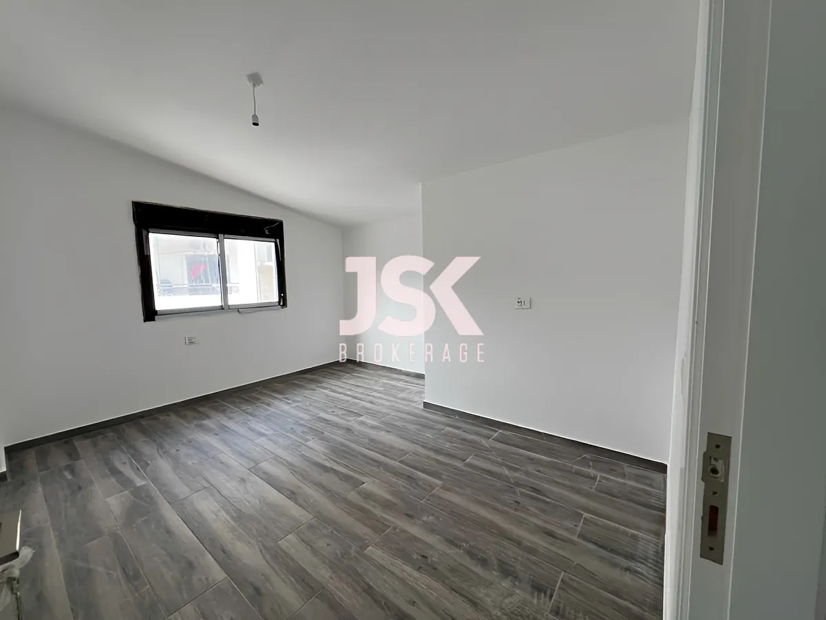 Apartment for Sale in Adma w Dafnah, Lebanon - 2 bed, 3 bath