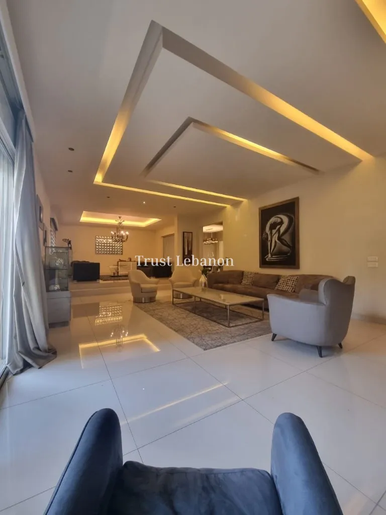 Apartment for sale in Ain El Remmaneh, Lebanon - 4 bed, 4 bath