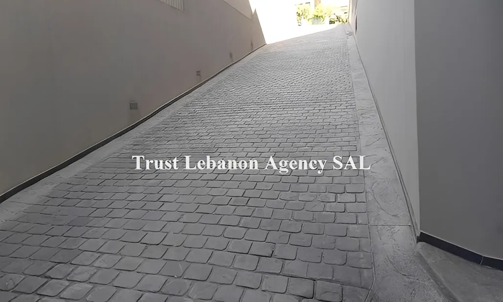 Apartment for Sale in Brazilia, Baabda