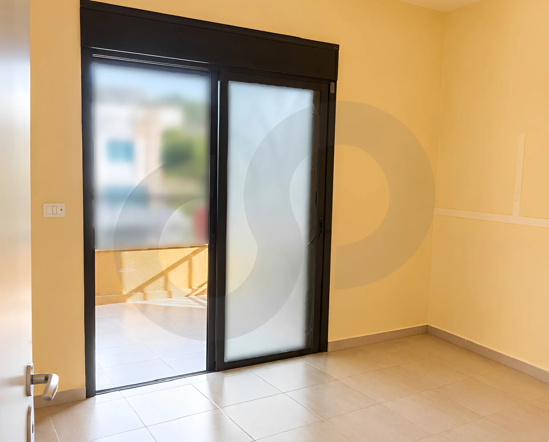 Apartment for Sale in Ras Maska - 2 bed, 1 bath