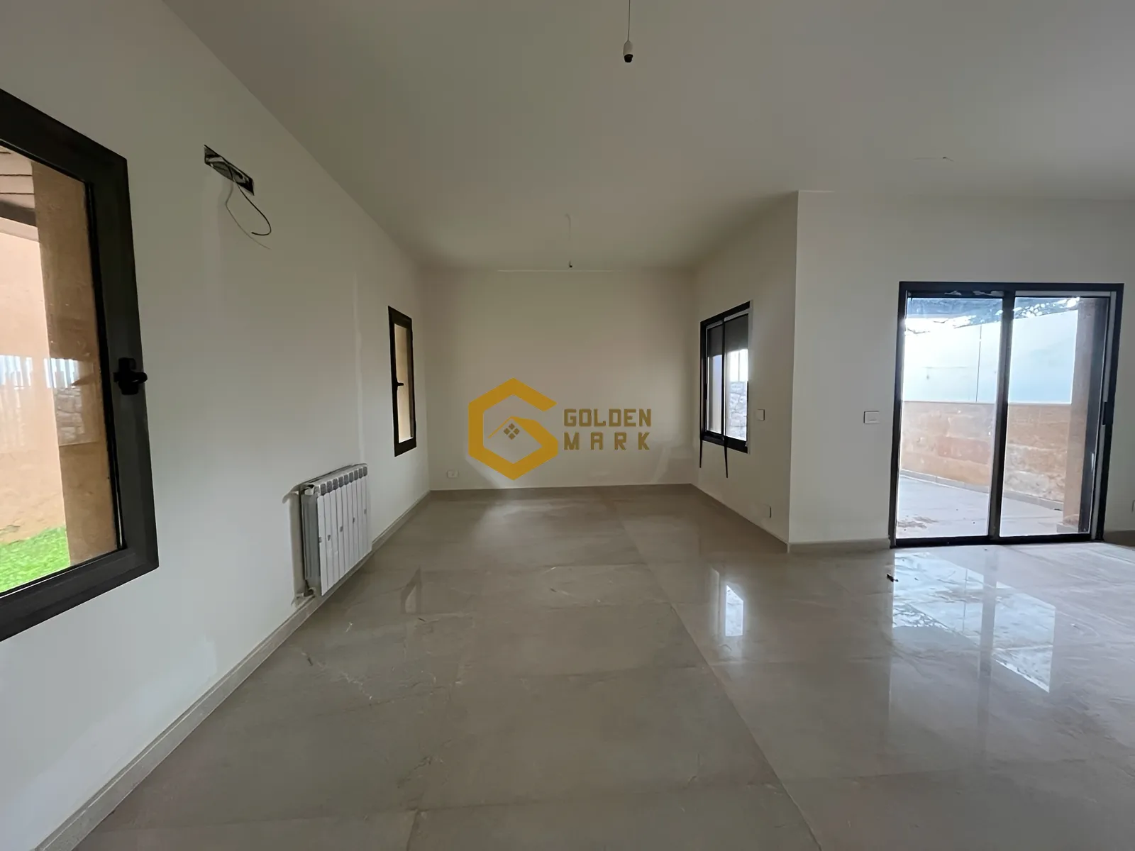 Apartment for Sale in Ballouneh