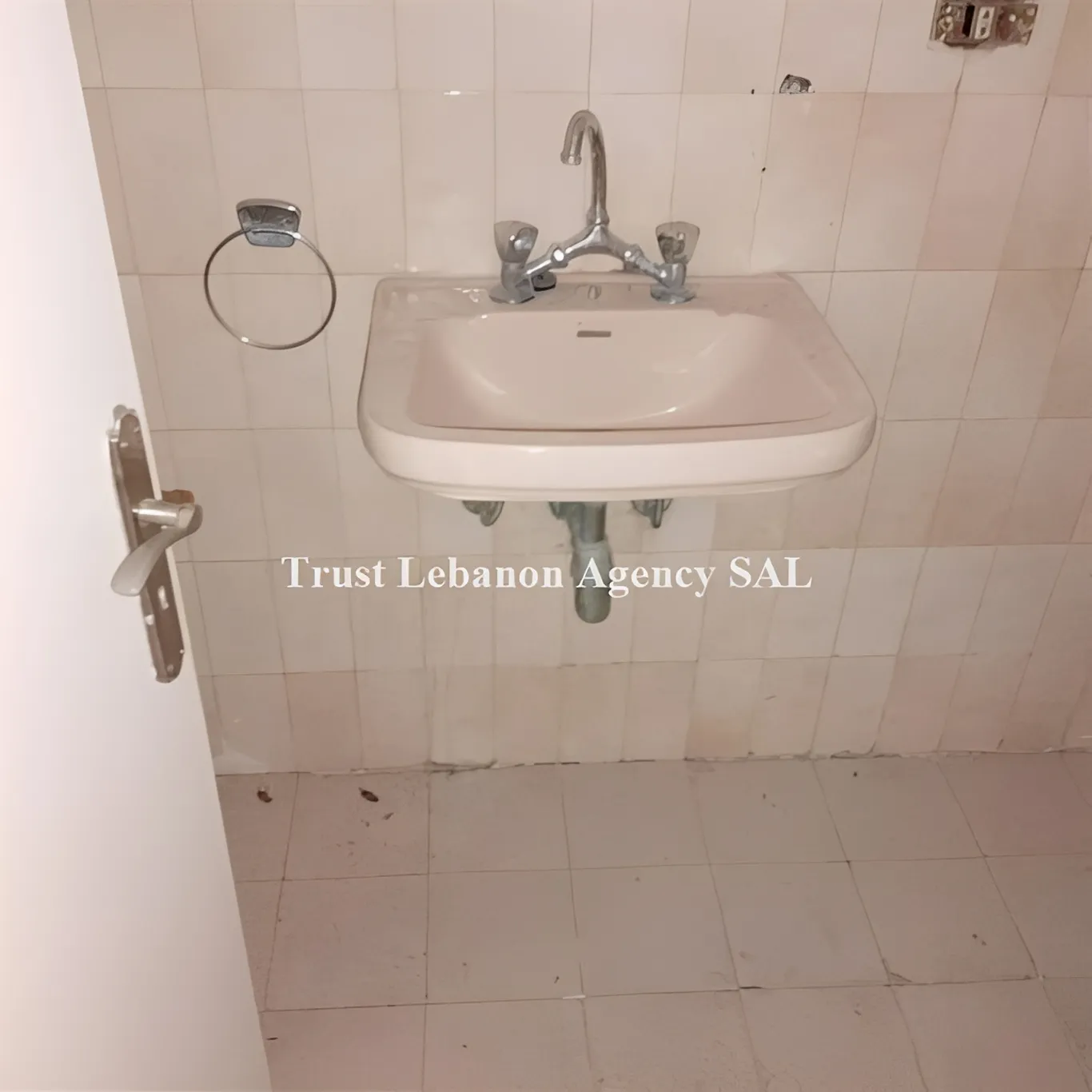 Office For Rent in Beirut, Ashrafieh