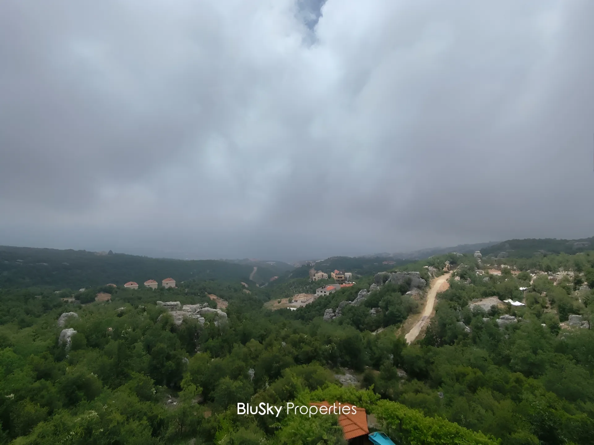 Apartment for sale in Raifoun, lebanon - 2 bed, 3.0 bath