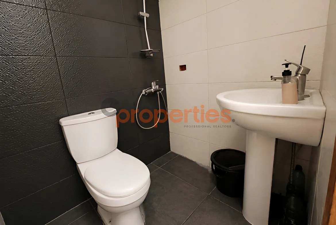 Office for Rent in Naqqache