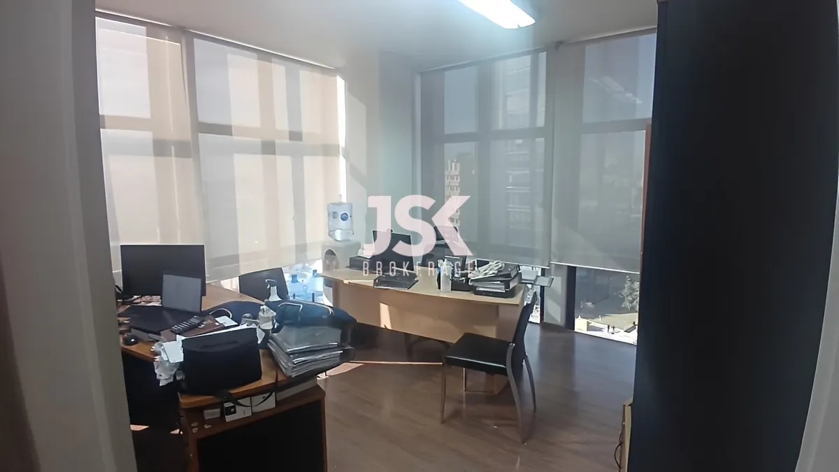 Office for rent in Sin El Fil