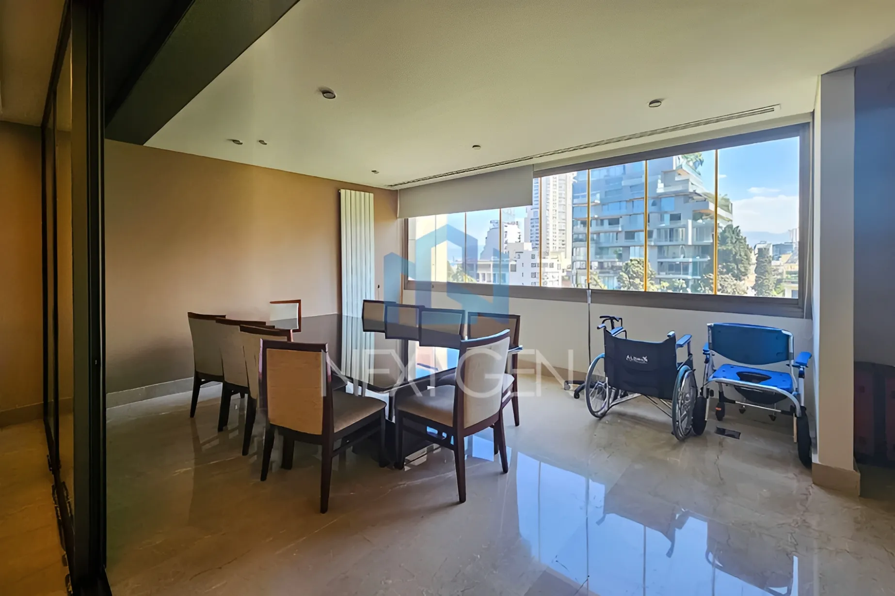 Apartment for sale in Achrafieh, Beirut, Lebanon - 3 bed, 5 bath