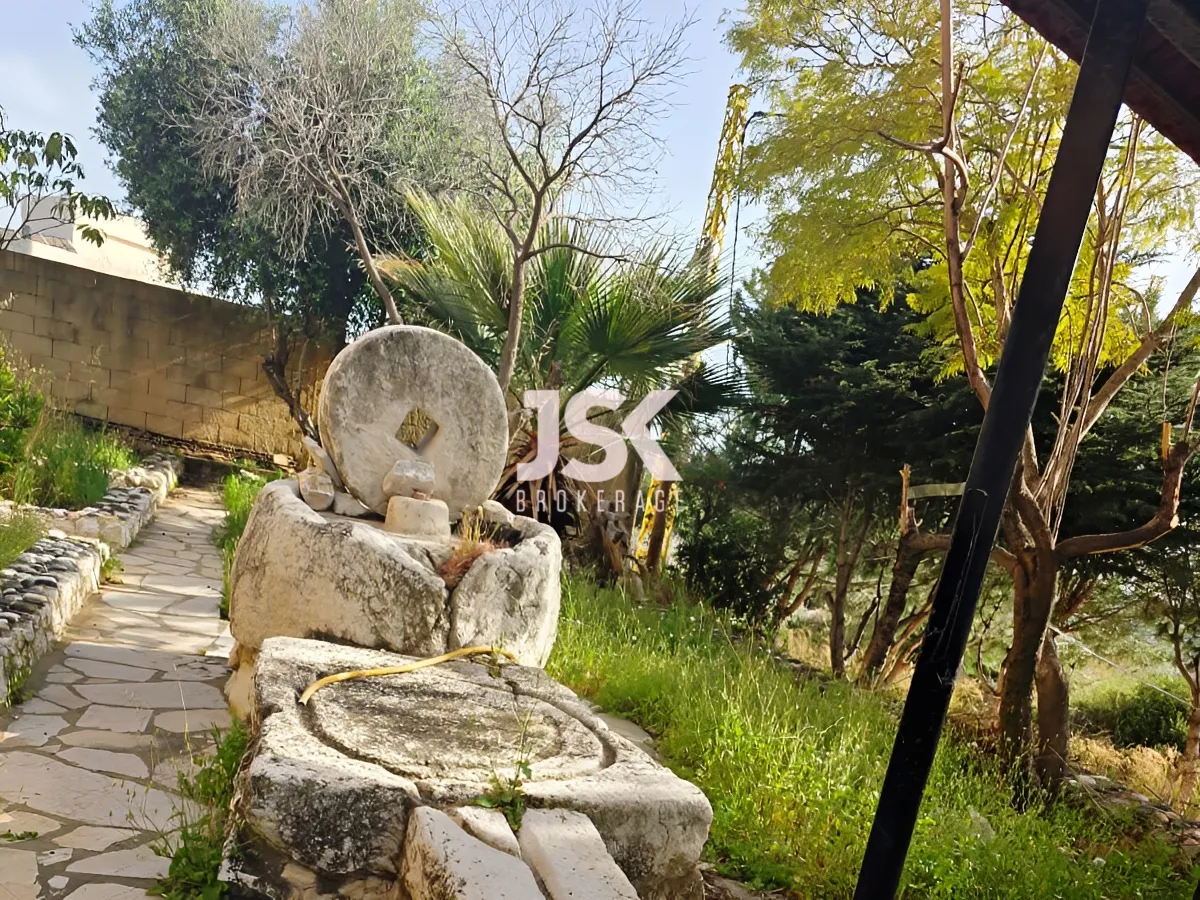 Villa for Sale in Barbir