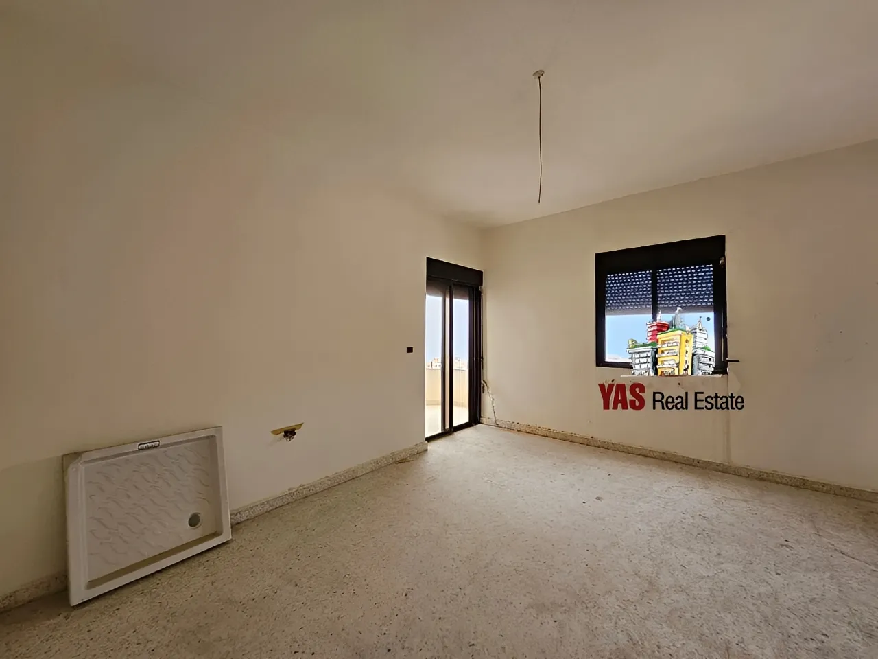Apartment for Sale in Ballouneh