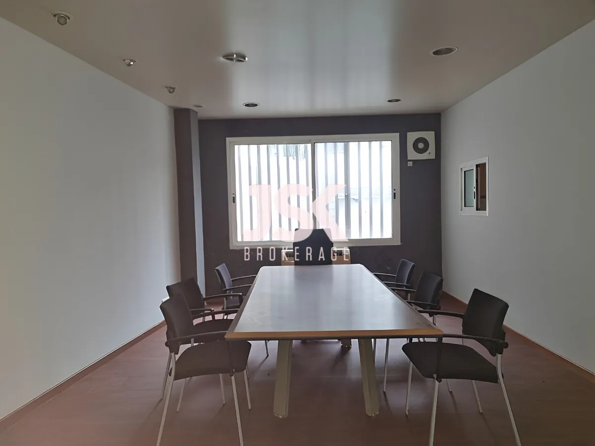 Office for rent in Verdun, Beirut, Lebanon