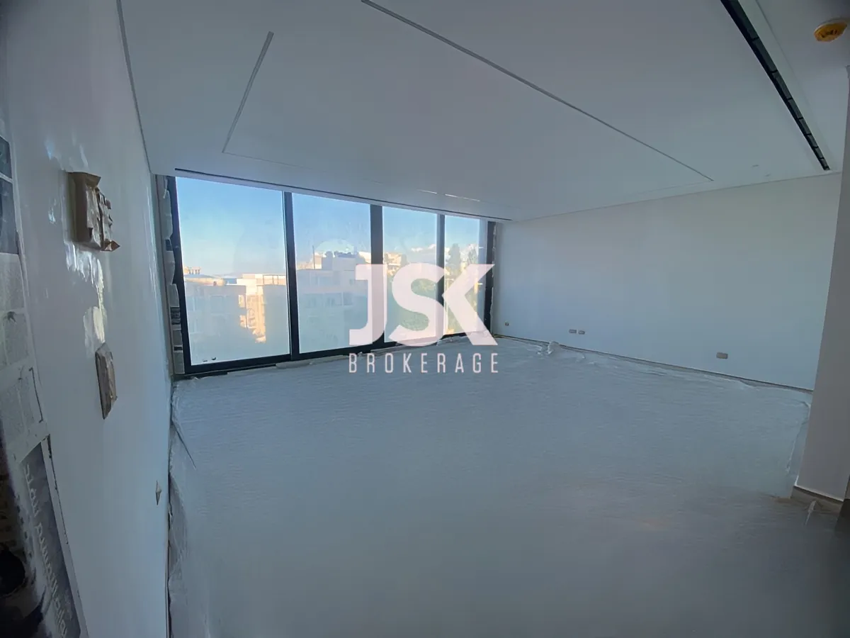 Apartment for Sale in Zokak el Blat, Beirut - 2 bed, 4 bath