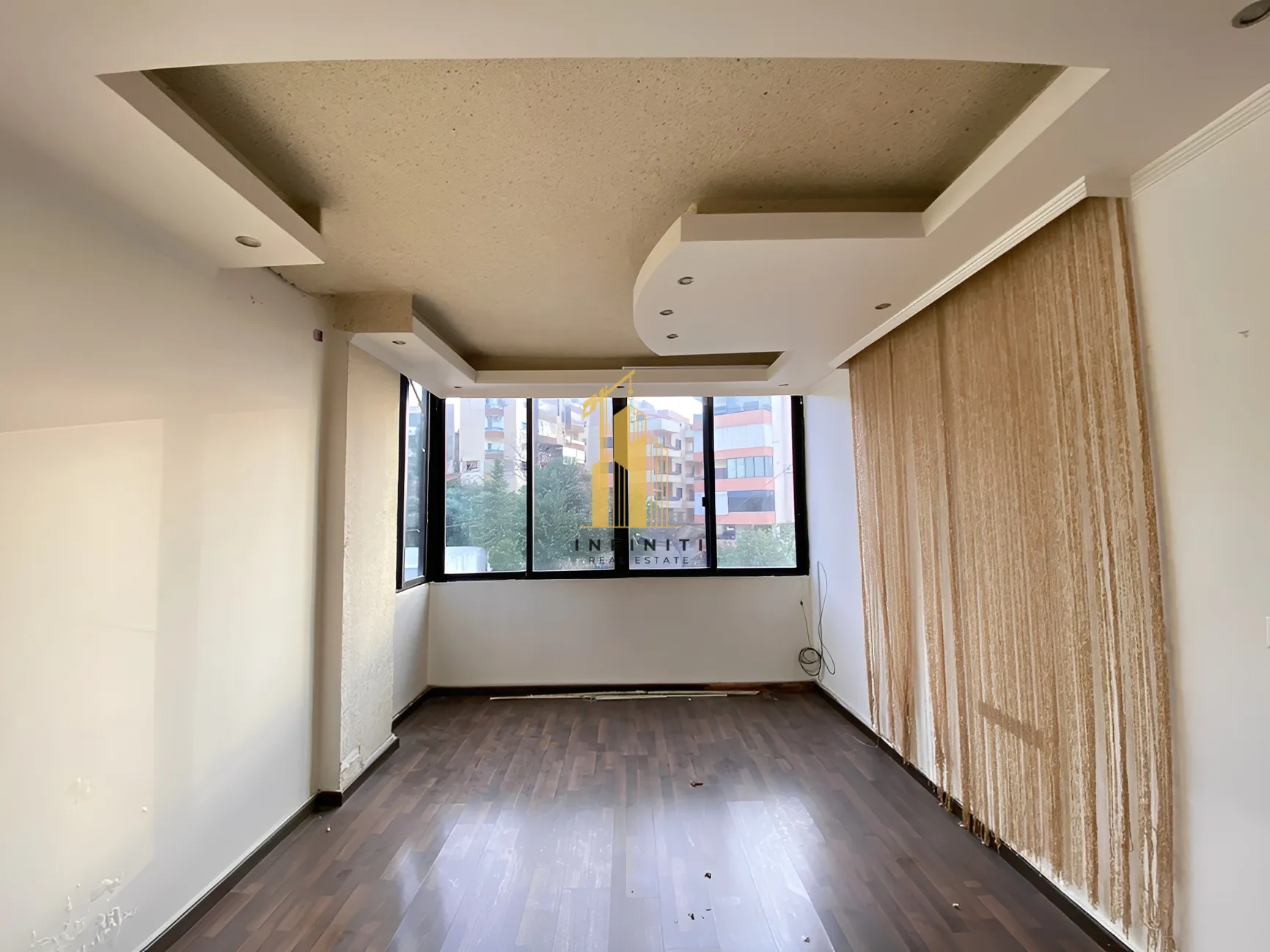 Apartment for Sale in Chouaifet El Qoubbeh, Lebanon - 2 bed, 2 bath