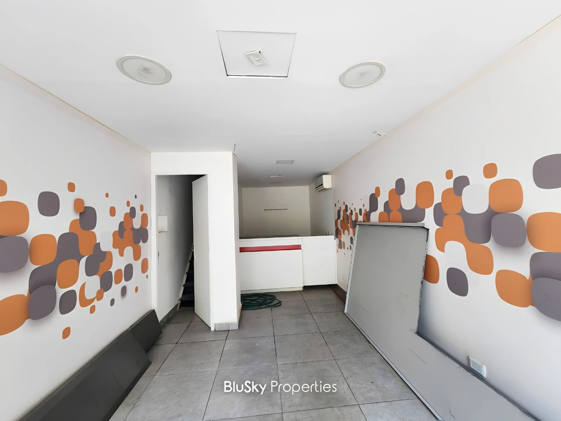 Shop for rent in Horch tabet, lebanon