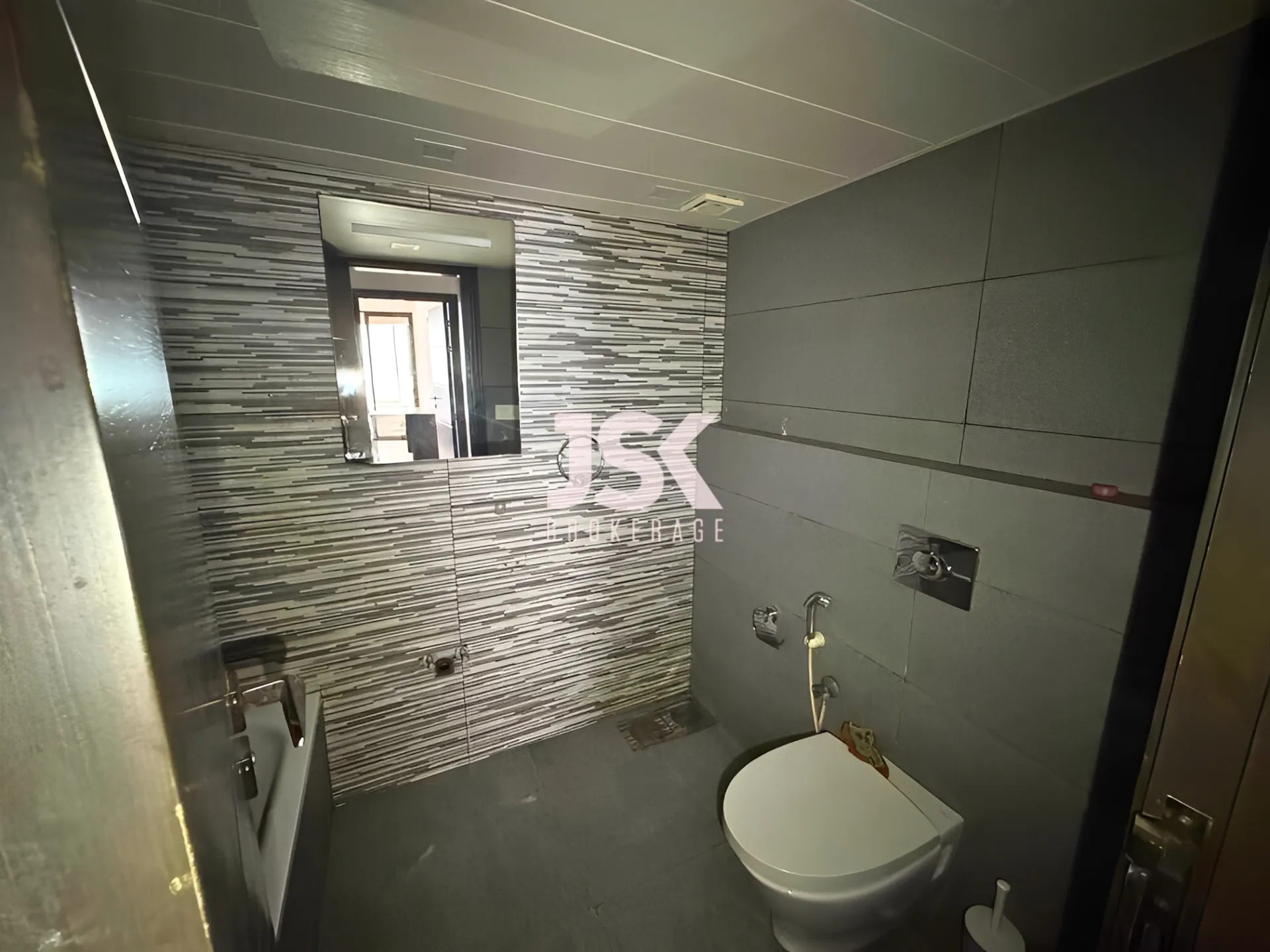 Apartment for Sale in Ras Al Naba'a