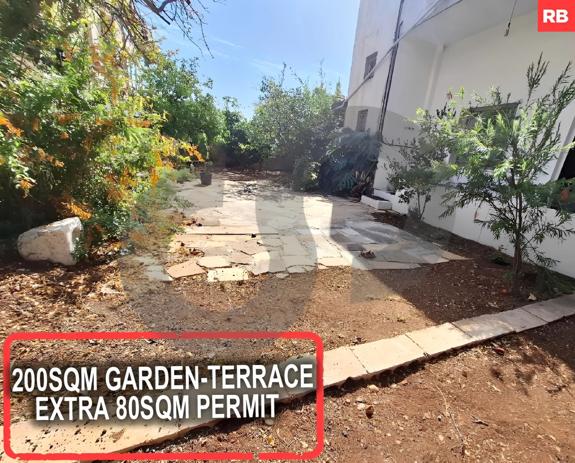 Apartment for Sale in Aamchit, Lebanon - 3 bed, 1 bath