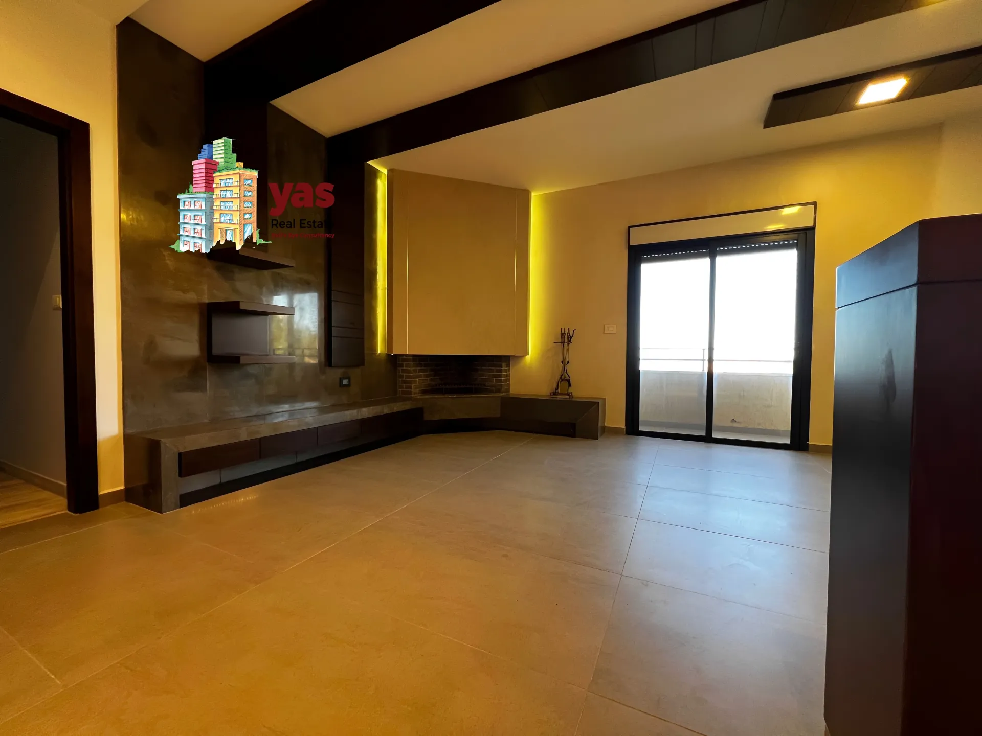 Apartment for Rent in Ballouneh