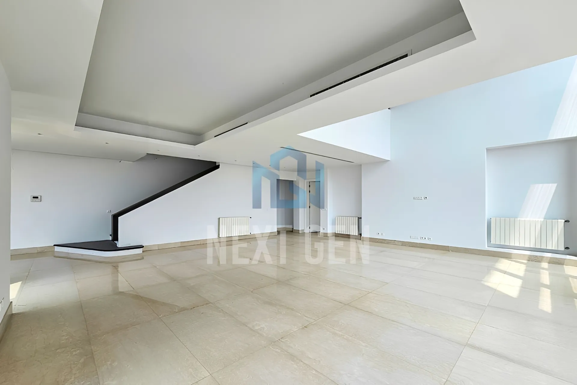 Duplex for sale in Achrafieh, Beirut, Lebanon - 2 bed, 5 bath