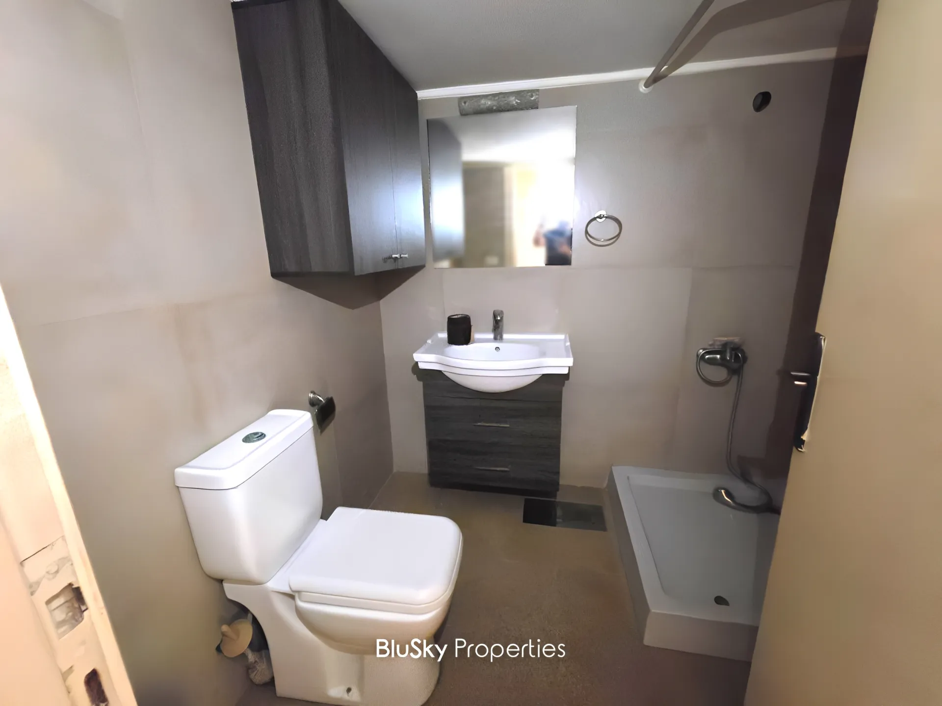 Apartment for rent in Mansourieh, lebanon
