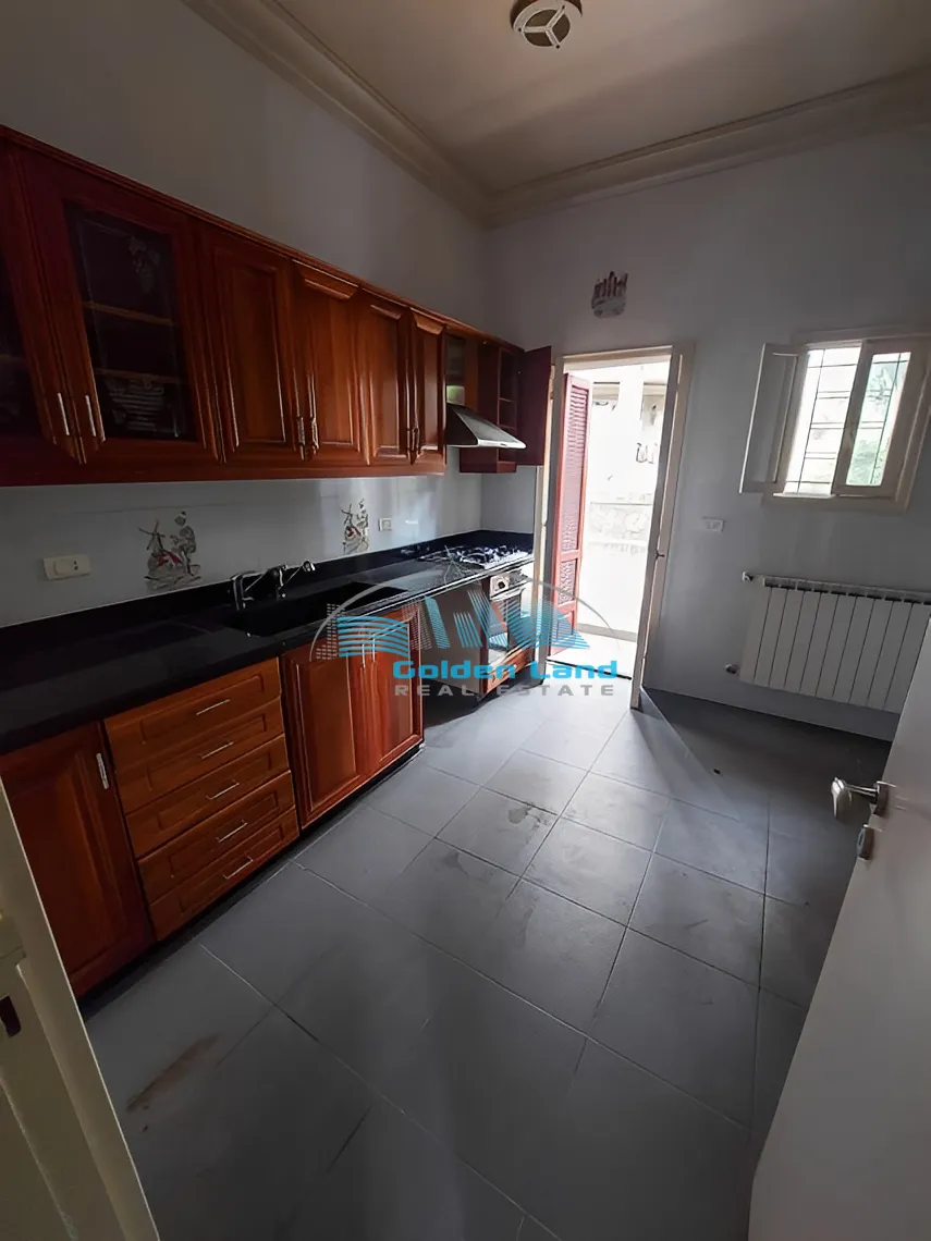 Apartment for Sale in Mazraat Yachoua, Lebanon - 3 bed, 2 bath