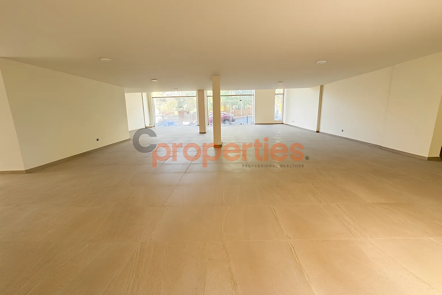 Showroom for Sale in Beit Meri