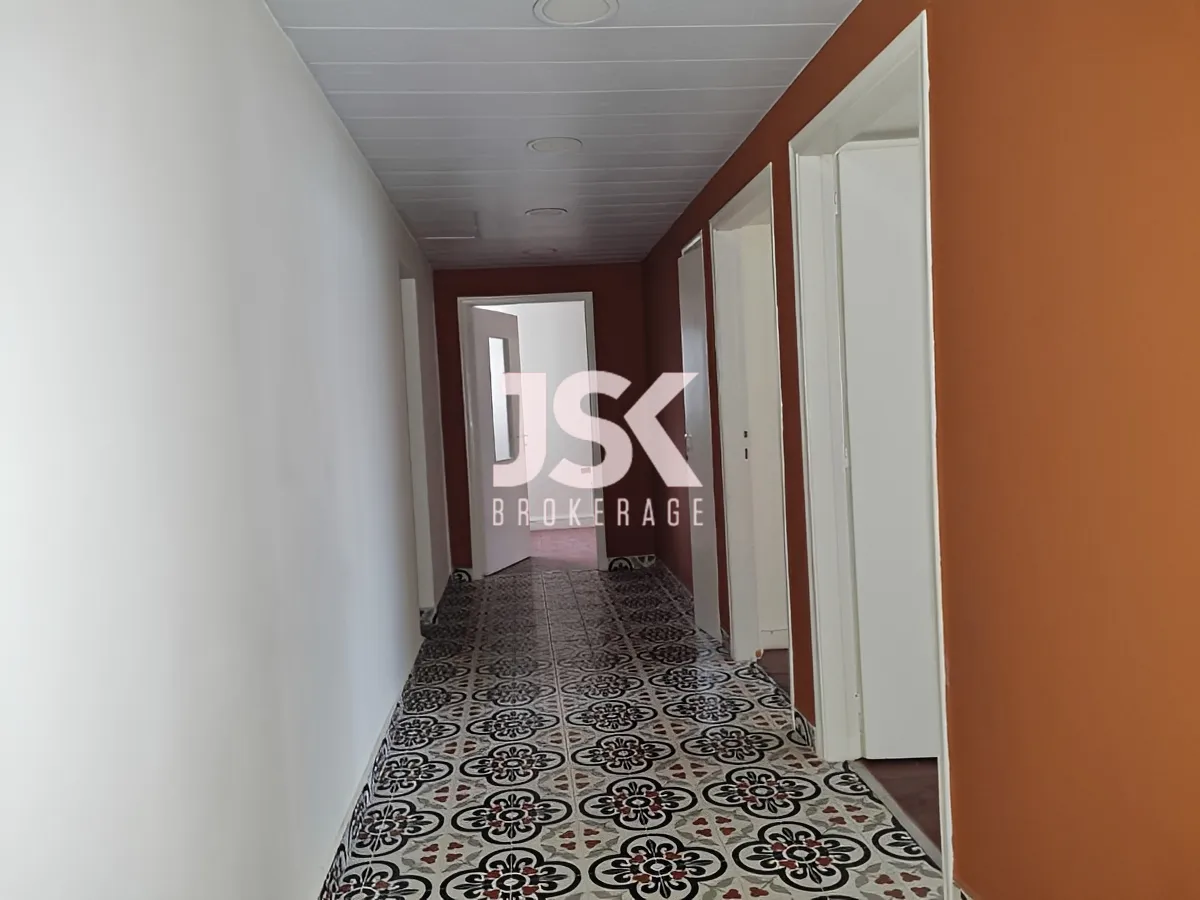 Office for rent in Verdun, Beirut, Lebanon