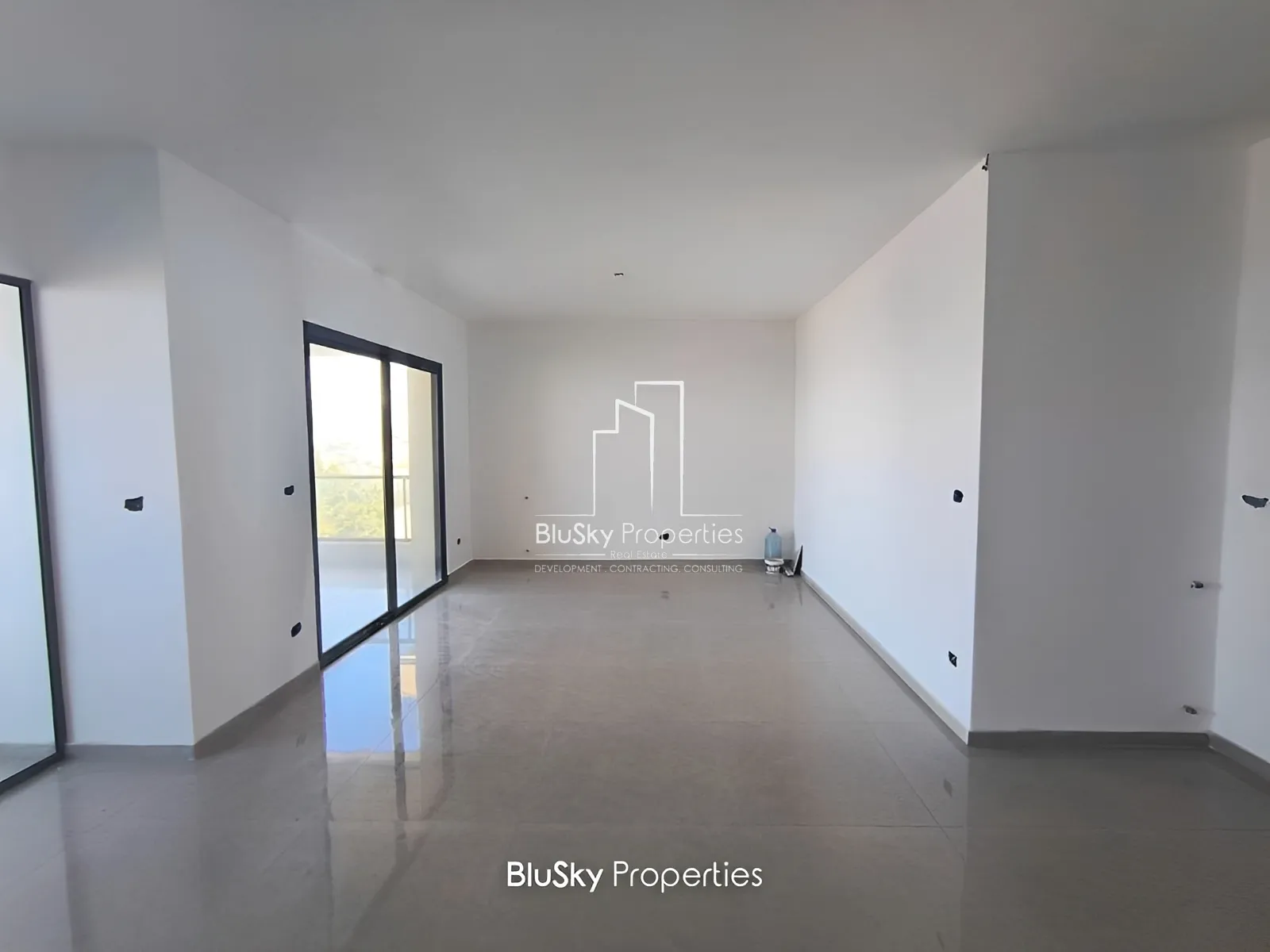 Apartment for Sale in Qornet Chehwan - 3 bed, 5 bath