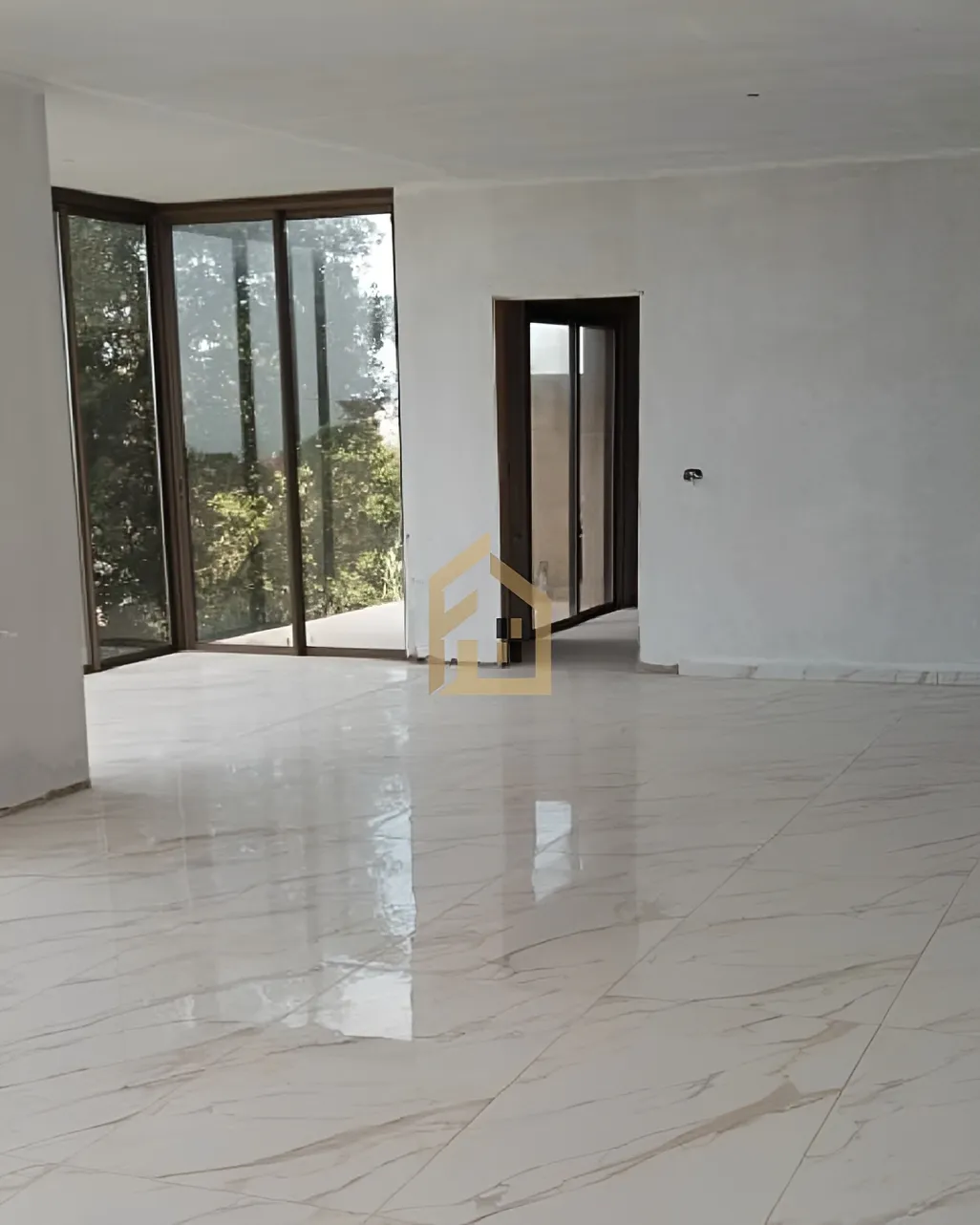 Apartment for sale in Cornet Chahwan, Lebanon - 3 bed, 5 bath