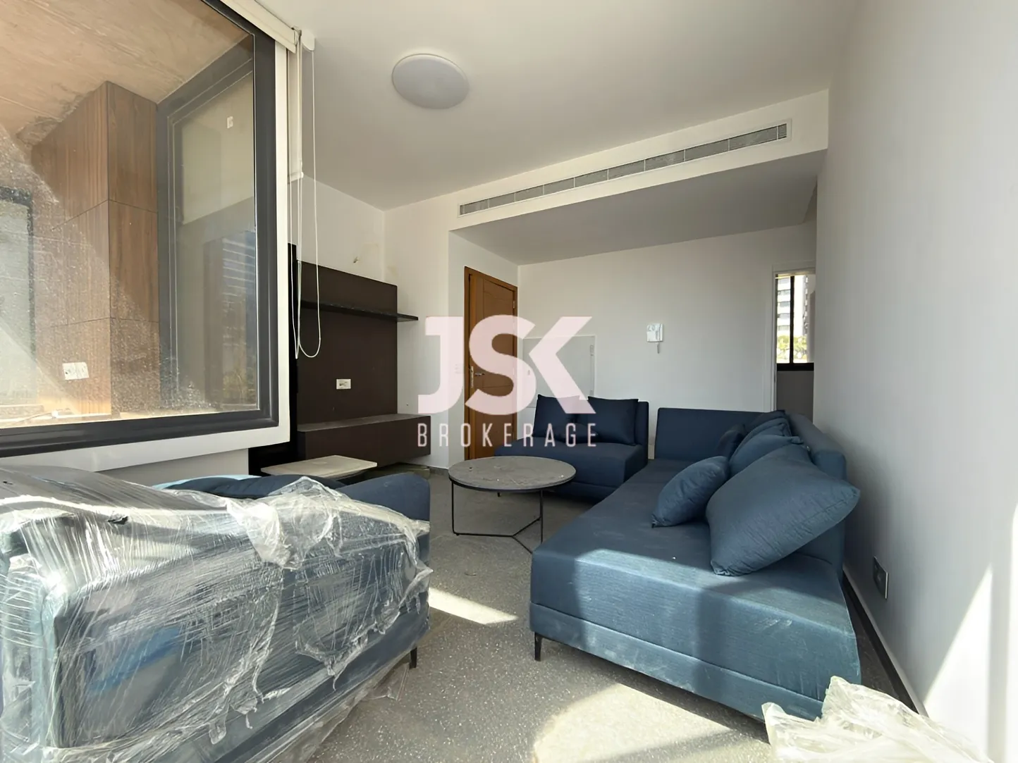 Loft for sale in Caree d'or, Achrafieh, Lebanon - 2 bed, 2 bath