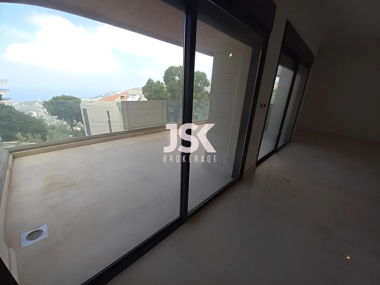 Apartment for Sale in Kfar Hbab - 3 bed, 4 bath