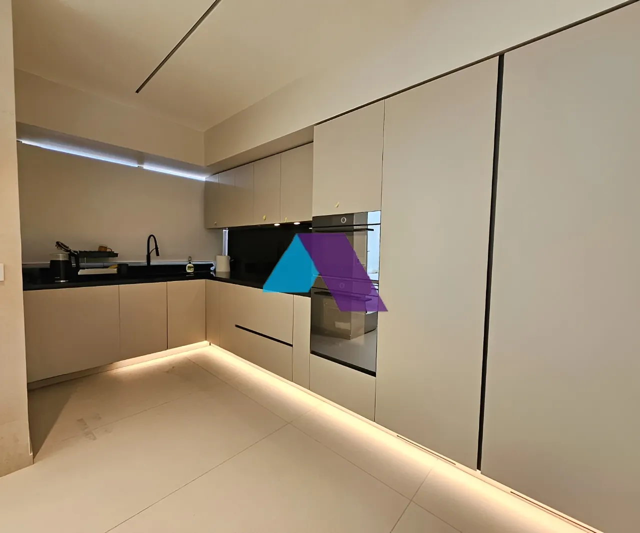 Apartment for sale in Sahel Aalma