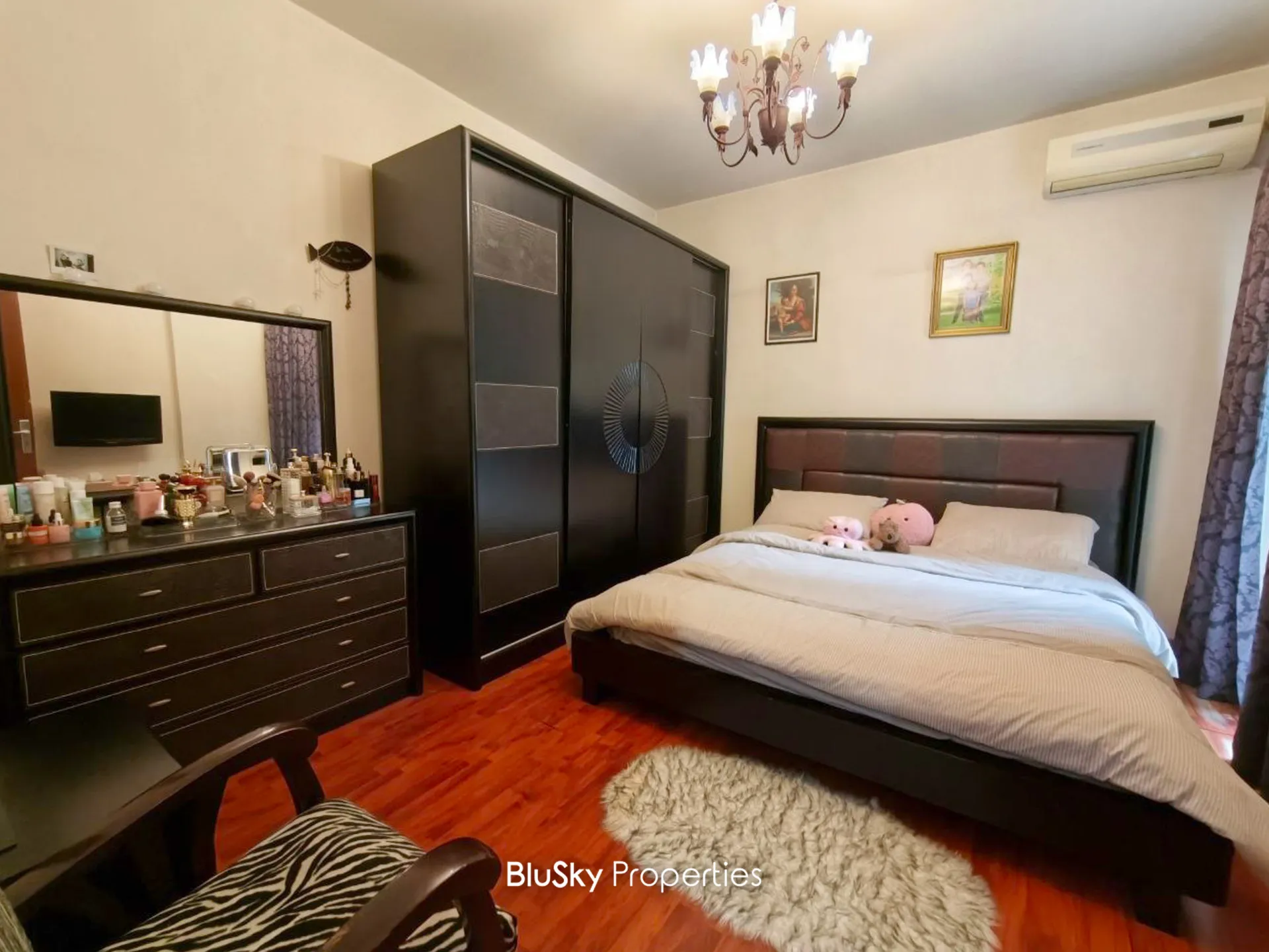 Apartment for sale in Zalqa