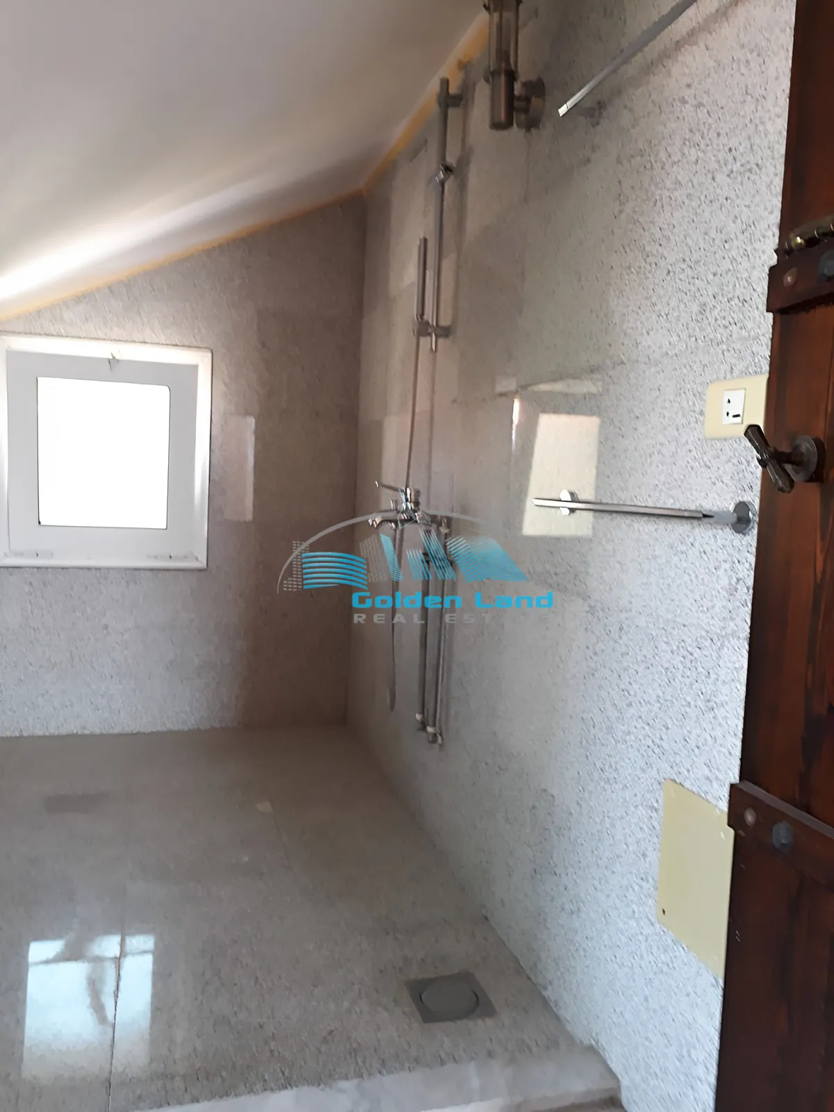 Triplex for Rent in Baabdat