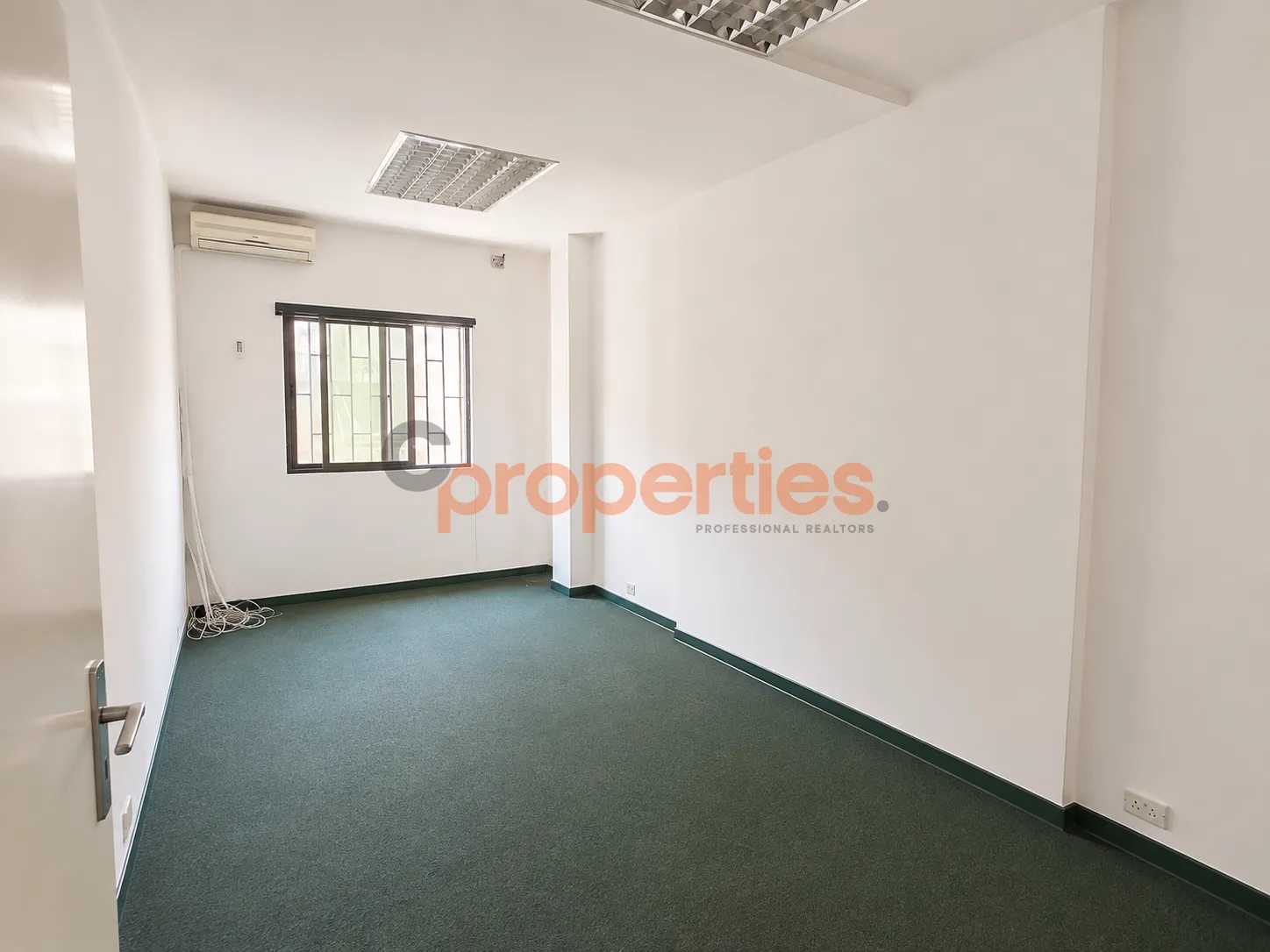 Office for Rent in Jdeideh