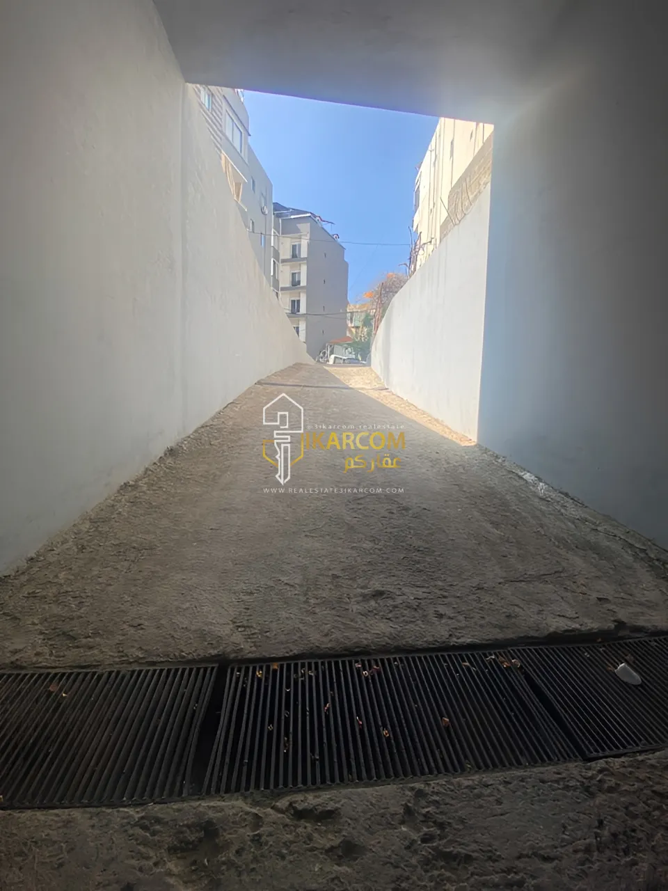 Warehouse for sale in Dekwaneh, Lebanon