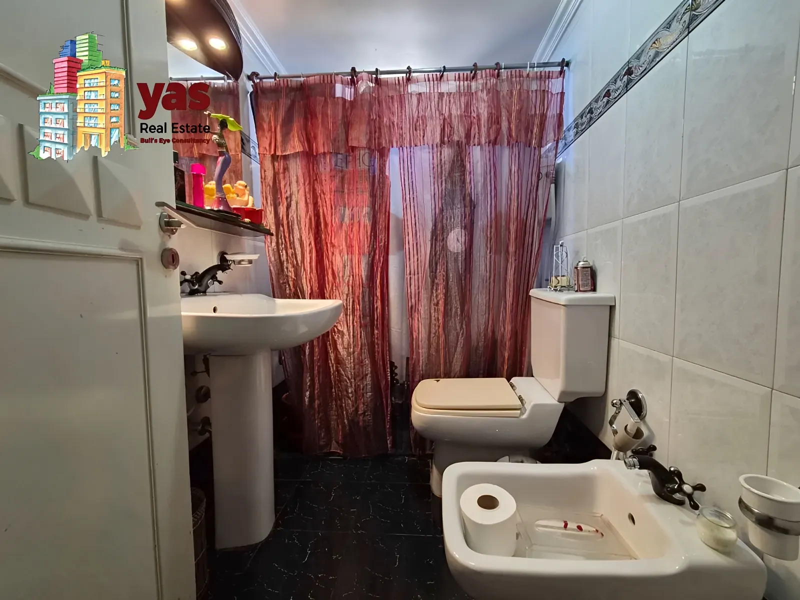Apartment for Sale in Kfar Yassine - 3 bed, 2 bath